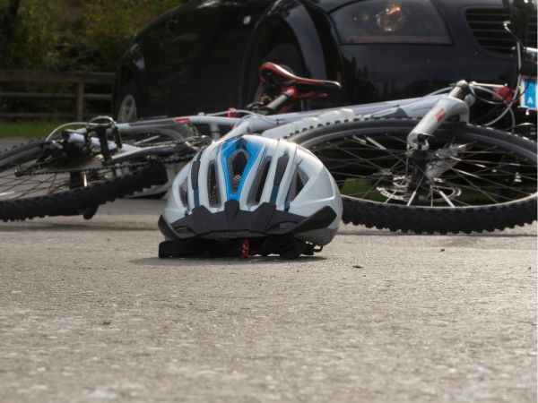 Bezpieczeństwo rowerzystów: Jak zachować bezpieczeństwo na drodze